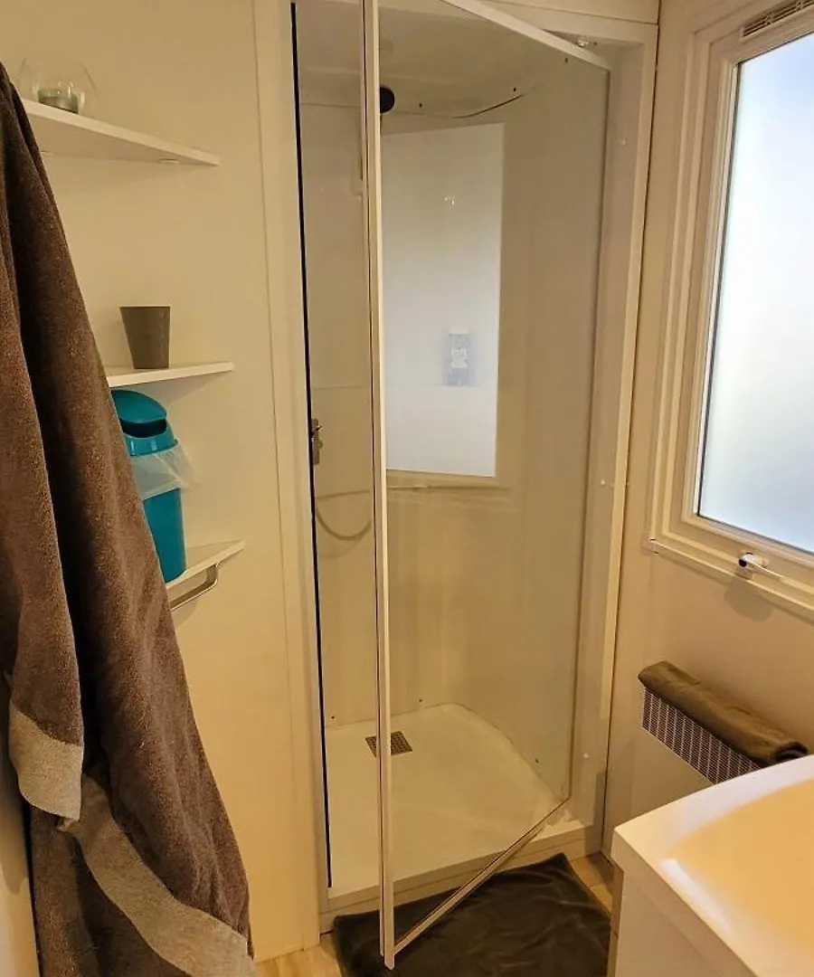 캠프장 Camping Aux Portes De Cassis 로크포르라베둘