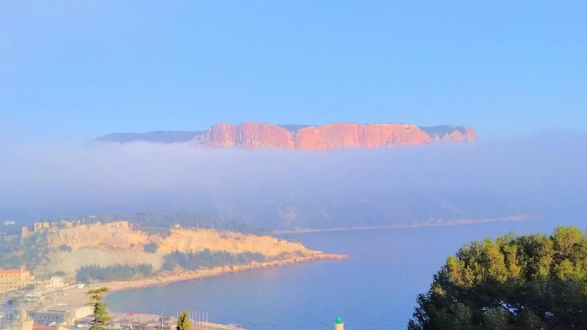 Camping Aux Portes De Cassis Roquefort-la-Bedoule Campsite