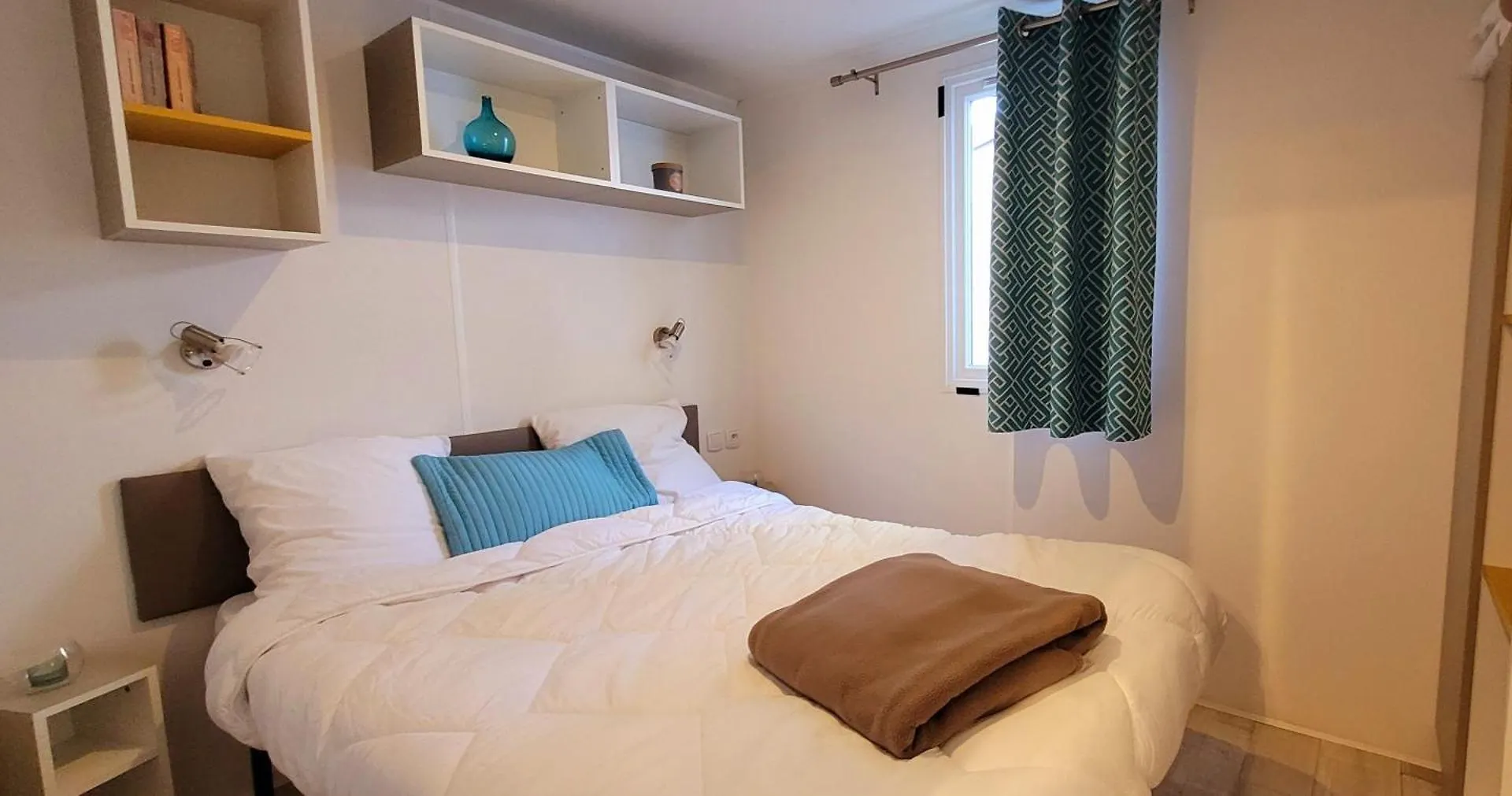 Camping Aux Portes De Cassis روكفور-لا-بيدول 3*,  فرنسا